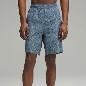 Men’s lululemon Blue Patterned Athletic Shorts